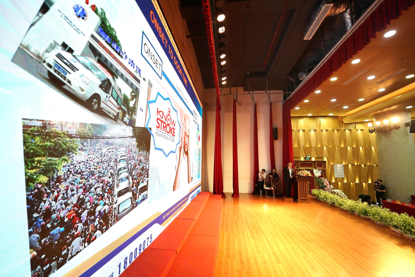 BS.CKII. Diệp Trọng Khải - Trưởng khoa Nội thần kinh, Trưởng đơn vị Đột quỵ, Bệnh viện Đa khoa Xuyên Á TPHCM - chia sẻ về tầm quan trọng của công tác truyền thông nhằm tối ưu hiệu quả điều trị đột quỵ tại bệnh viện. BS.CKII. Diệp Trọng Khải - Trưởng khoa Nội thần kinh, Trưởng đơn vị Đột quỵ, Bệnh viện Đa khoa Xuyên Á TPHCM - chia sẻ về tầm quan trọng của công tác truyền thông nhằm tối ưu hiệu quả điều trị đột quỵ tại bệnh viện.