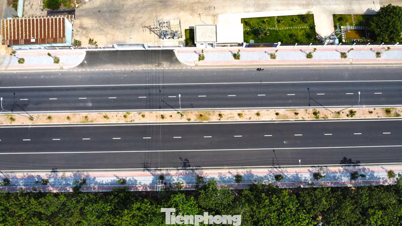 Tổng mức đầu tư dự án 1.492,33 tỷ đồng từ vốn ngân sách, trong đó chi phí xây lắp 489,6 tỷ đồng, chi phí bồi thường giải phóng mặt bằng 866 tỷ đồng.