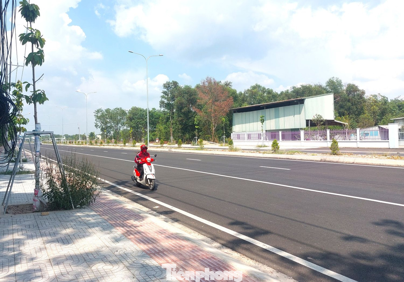 Dự án do Ban Quản lý dự án đầu tư xây dựng công trình giao thông tỉnh Bình Dương làm chủ đầu tư, có chiều dài tuyến gần 12 km, điểm đầu giao đường ĐT.746 (tại ngã ba xã Tân Thành, huyện Bắc Tân Uyên) và điểm cuối giao đường ĐT.747a (tại ngã ba phường Hội Nghĩa, TP.Tân Uyên).