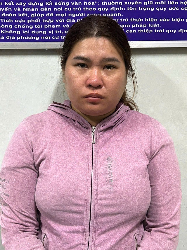 Phạm Thị Kim Hoa tại cơ quan công an Phạm Thị Kim Hoa tại cơ quan công an