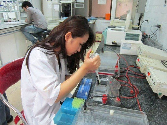 Eve là chủ nhân của một công trình nghiên cứu về loại cá tại Mỹ