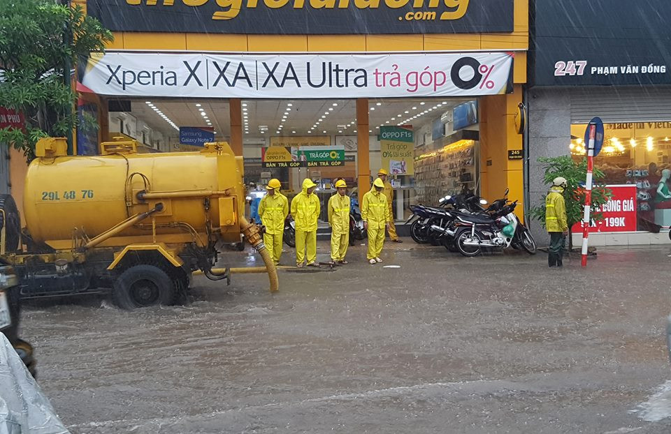 Bão số 3 vào Hà Nội suy yếu thành áp thấp nhiệt đới ảnh 6