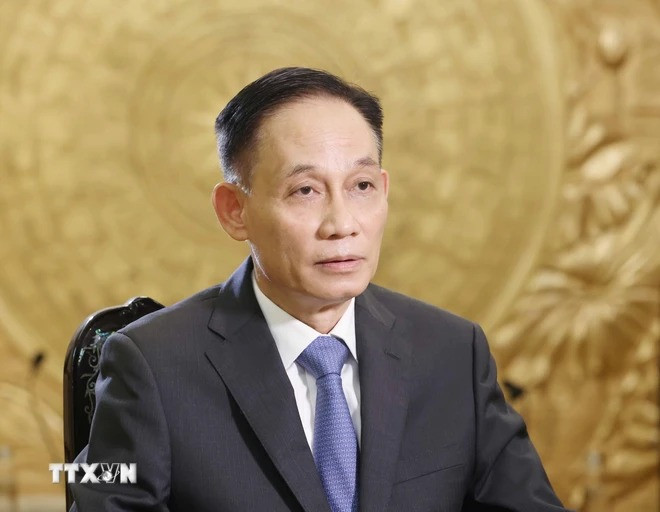 Trưởng Ban Đối ngoại Trung ương Lê Hoài Trung trả lời phỏng vấn báo chí. (Ảnh: Phương Hoa/TTXVN)