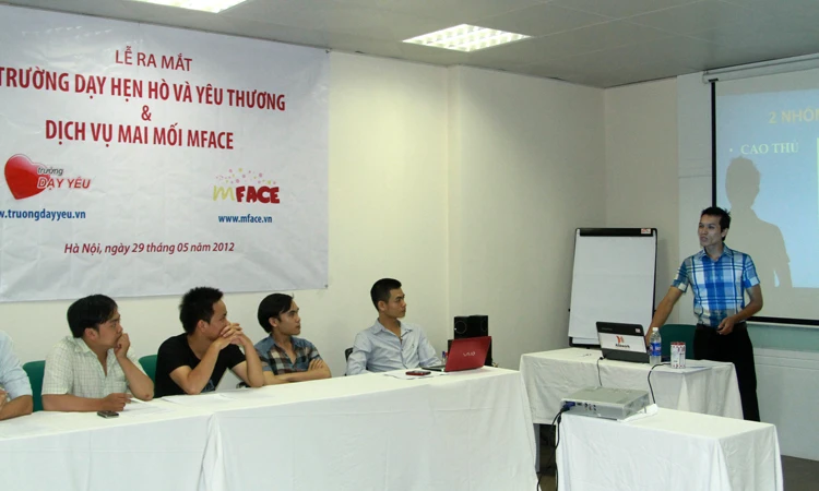 Anh Đào Hợp Thịnh - người sáng lập Trường Dạy yêu đứng lớp