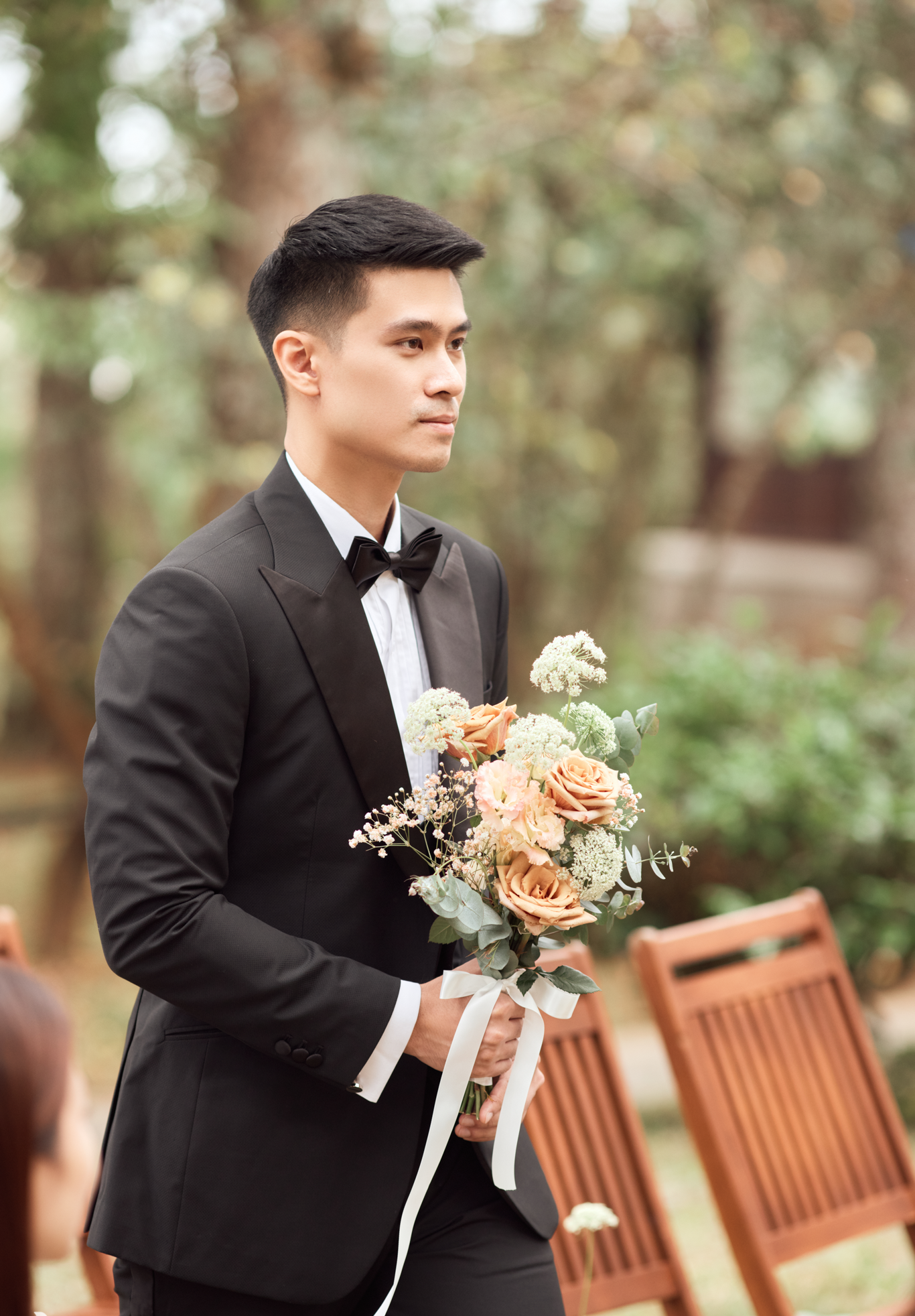 Thùy Dung và chồng được cho là xứng đôi cả về ngoại hình lẫn tri thức. Sau lễ cưới, họ sẽ bắt đầu cuộc sống mới tại TPHCM.