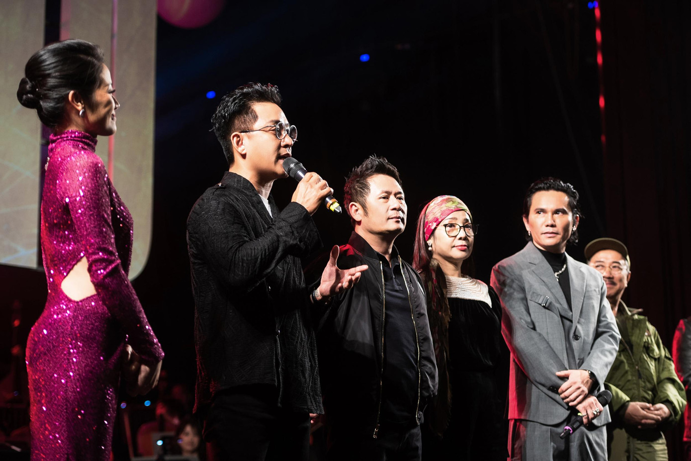 Ca sĩ Tuấn Hưng, Bằng Kiều tới ủng hộ đêm nhạc của Mars Anh Tú. Ảnh: BTC.