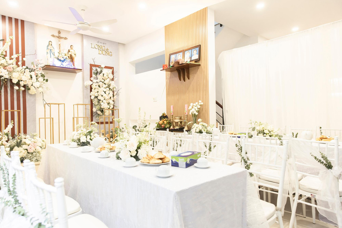 Không gian bên trong lễ rước dâu của Á hậu Thuỳ Dung.