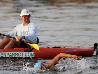 Bà Diana Nyad sẽ bơi liên tục trong ba ngày tới. Ảnh: AP