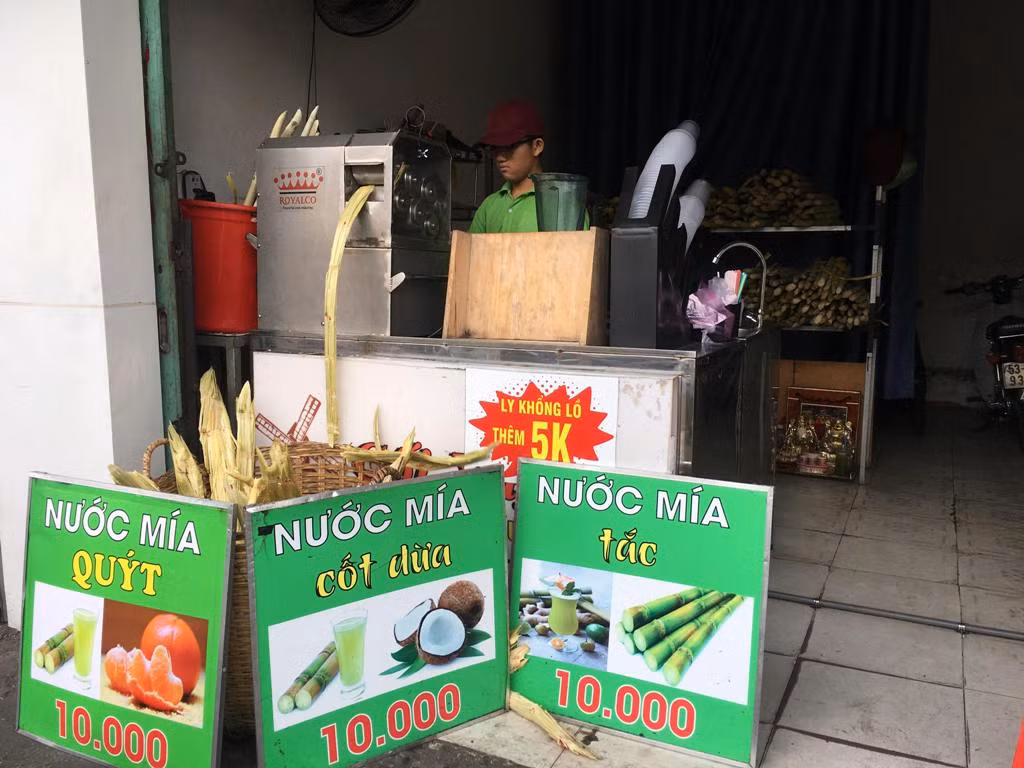 Nắng như lửa đốt: Hoa quả, điều hòa 'đắt như tôm tươi' ảnh 5