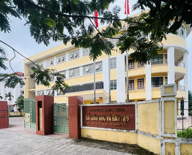 Sở GD&ĐT Quảng Bình, nơi được Thanh tra tỉnh Quảng Bình chọn bốc thăm ngẫu nhiên xác minh việc kê khai tài sản. Sở GD&ĐT Quảng Bình, nơi được Thanh tra tỉnh Quảng Bình chọn bốc thăm ngẫu nhiên xác minh việc kê khai tài sản.