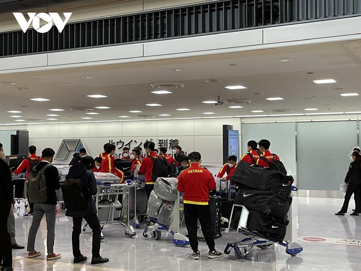 Sau khi di chuyển về khách sạn tại quận Ikekuburo, ĐT Việt Nam sẽ có buổi tập trên sân Saitama (tỉnh Saitama) ở lân cận thủ đô Tokyo.