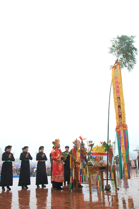 Lễ cầu mùa. Ảnh: Trường Phong