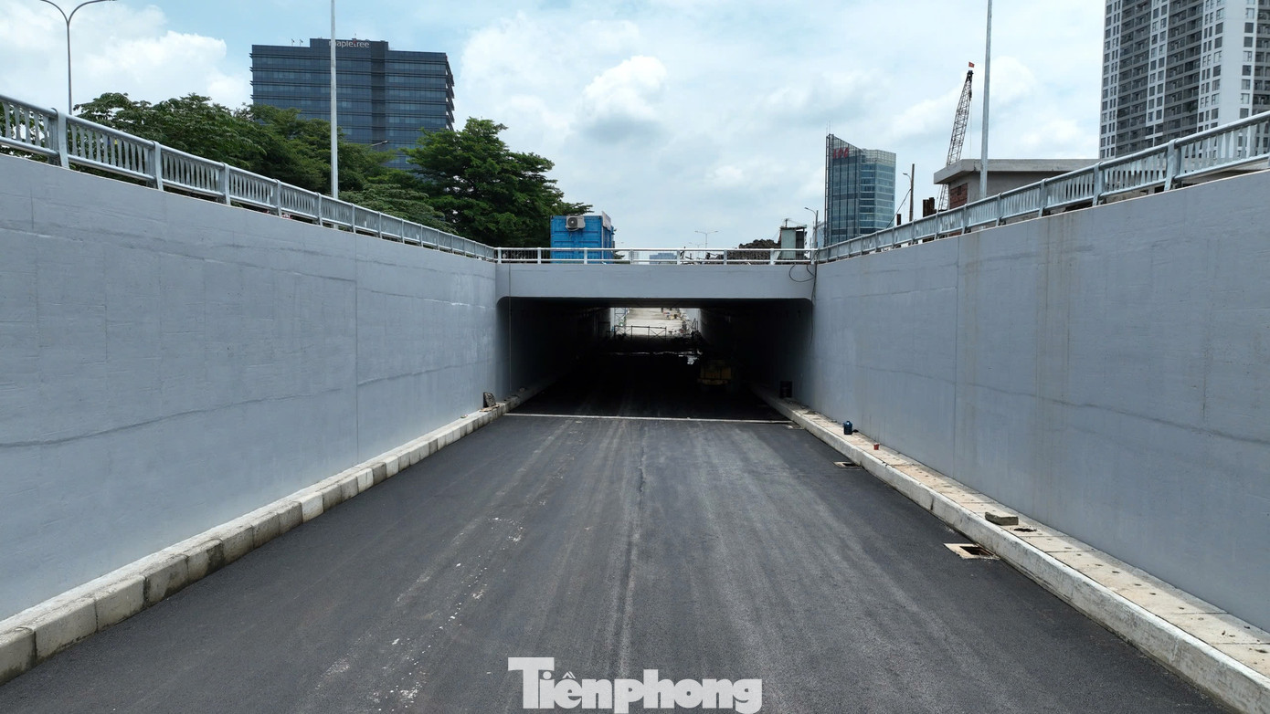 Nhánh hầm chui HC2 - dự án hầm chui Nguyễn Văn Linh - Nguyễn Hữu Thọ (quận 7). Nhánh hầm chui HC2 - dự án hầm chui Nguyễn Văn Linh - Nguyễn Hữu Thọ (quận 7).