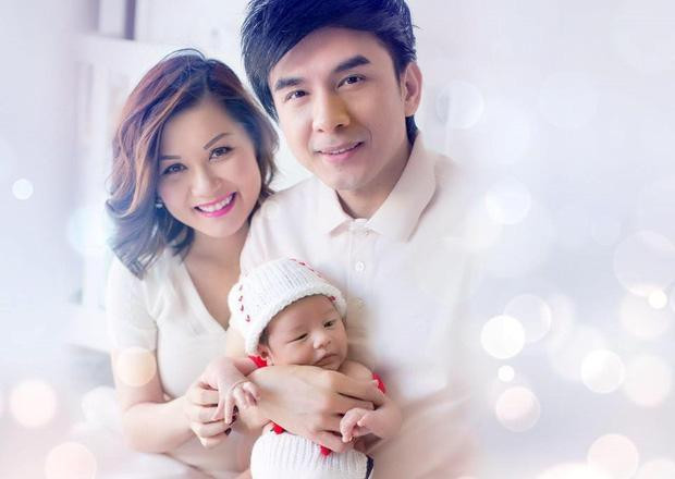 4 năm bên nhau, “anh Bo” và bà xã Thủy Tiên chính thức đón con đầu lòng tên Mathis Thiên Từ.