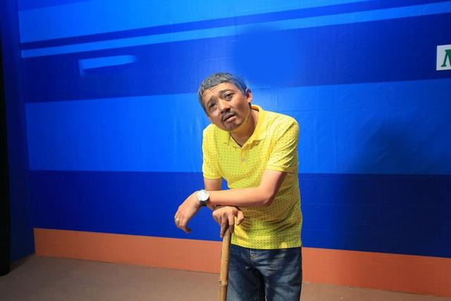 Chiến Thắng trong một tiểu phẩm hài.