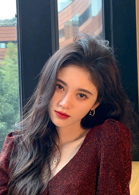 Ngôi sao sinh năm 1994 luôn được nhắc đến như một mỹ nhân hàng đầu showbiz Trung hiện tại Ngôi sao sinh năm 1994 luôn được nhắc đến như một mỹ nhân hàng đầu showbiz Trung hiện tại