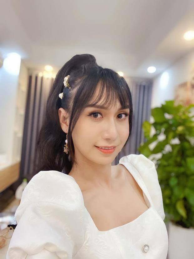 “30 năm qua tôi đã gồng mình sống cuộc đời của một người khác, vậy nên hiện tại sau khi được là chính mình thì cảm thấy mỗi ngày trôi qua đều vô cùng ý nghĩa. Tôi cũng thấy hạnh phúc như đang trong một giấc mơ mà không bao giờ muốn tỉnh lại nữa", Lynk Lee từng bày tỏ về quyết định chuyển giới.