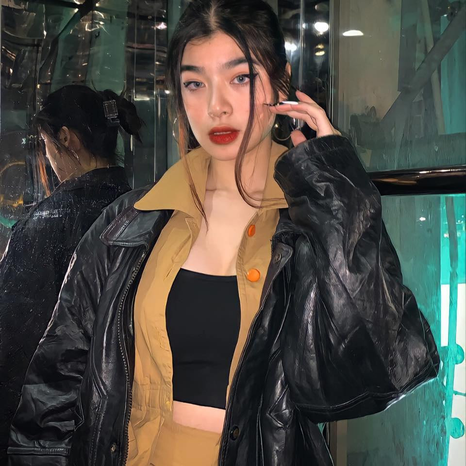 Nói về sự động viên của ba mẹ, con gái thứ hai của Võ Hoài Nam bộc bạch: “Ba mẹ tôi luôn ủng hộ đam mê của bọn tôi, không bắt tôi phải theo một khuôn mà ba mẹ đã định sẵn”.