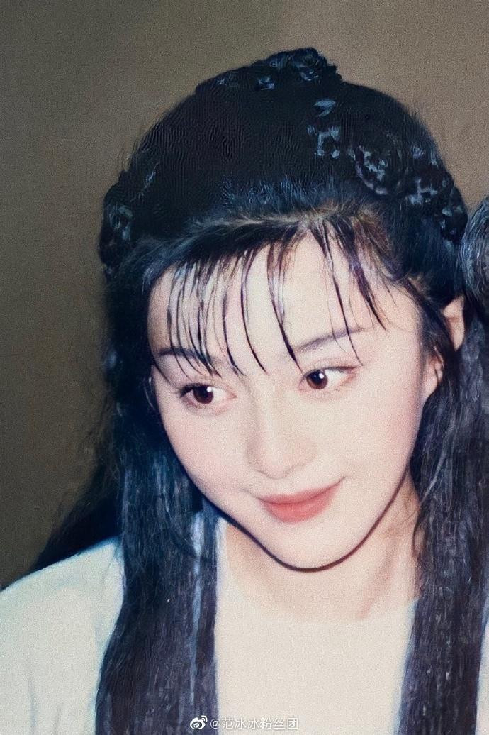 Bộ ảnh tuổi 20 đẹp ‘nức lòng’ chưa từng công bố của Phạm Băng Băng ảnh 6