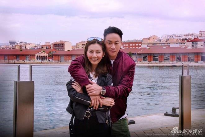 Hà Nhuận Đông và vợ Hà Nhuận Đông và vợ