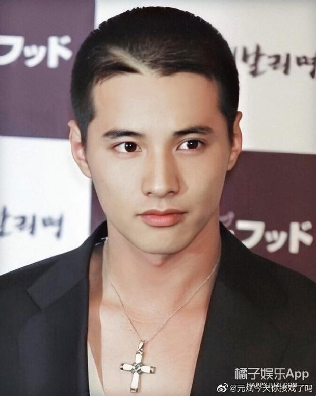 Từ năm 2010, tài tử bất ngờ rút khỏi làng điện ảnh và chỉ thi thoảng xuất hiện tại một số chiến dịch truyền thông, quảng cáo. Trong thời gian này, nam diễn viên 7X gây tiếc nuối khi bỏ lỡ nhiều vai diễn ăn khách. Won Bin từng từ chối lời mời diễn vai Oh Soo trong “Ngọn gió đông năm ấy”, vệ thần Kanglim phim “Thử thách thần chết: Giữa hai thế giới”, ông bố Seok Woo trong bom tấn “Train to Busan”,…