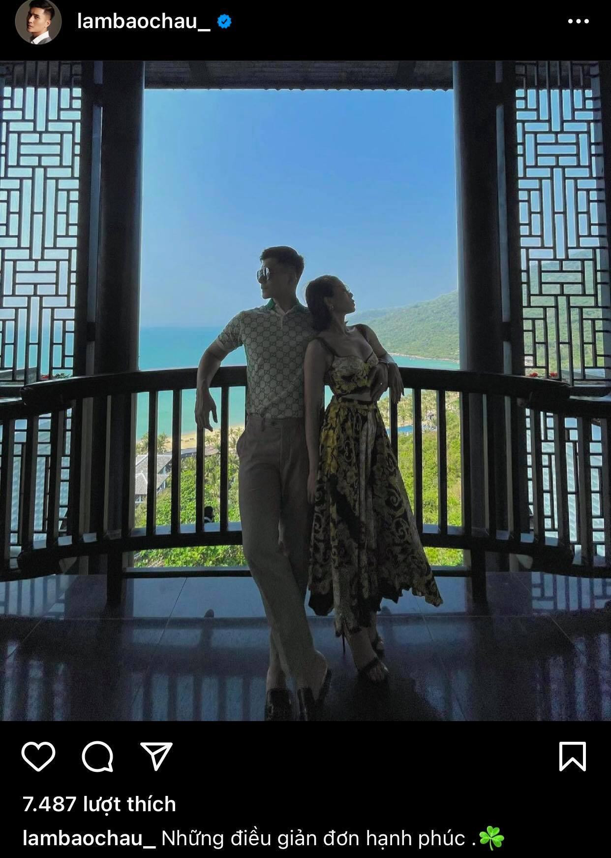 Hình ảnh gần đây được Lâm Bảo Châu đăng tải, Lệ Quyên diện trang phục ôm sát, áo crop top khoe eo thon, vòng một gợi cảm, kèm dòng chú thích ngọt: "Những điều giản đơn hạnh phúc"