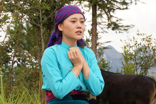 Lặng yên dưới vực sâu - vai Súa Lặng yên dưới vực sâu - vai Súa