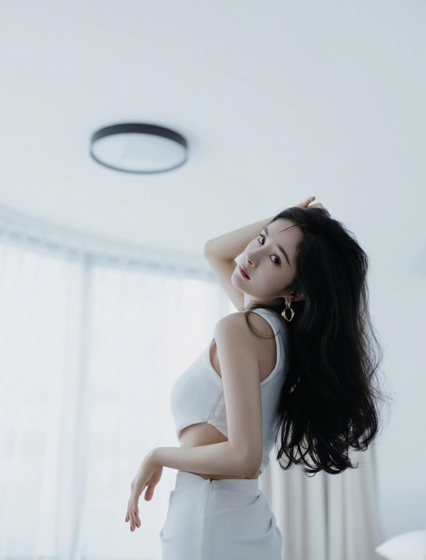 Để có vẻ ngoài chỉn chu, vòng eo săn chắc, Dương Mịch áp dụng chế độ ăn uống và tập luyện rất nghiêm khắc.