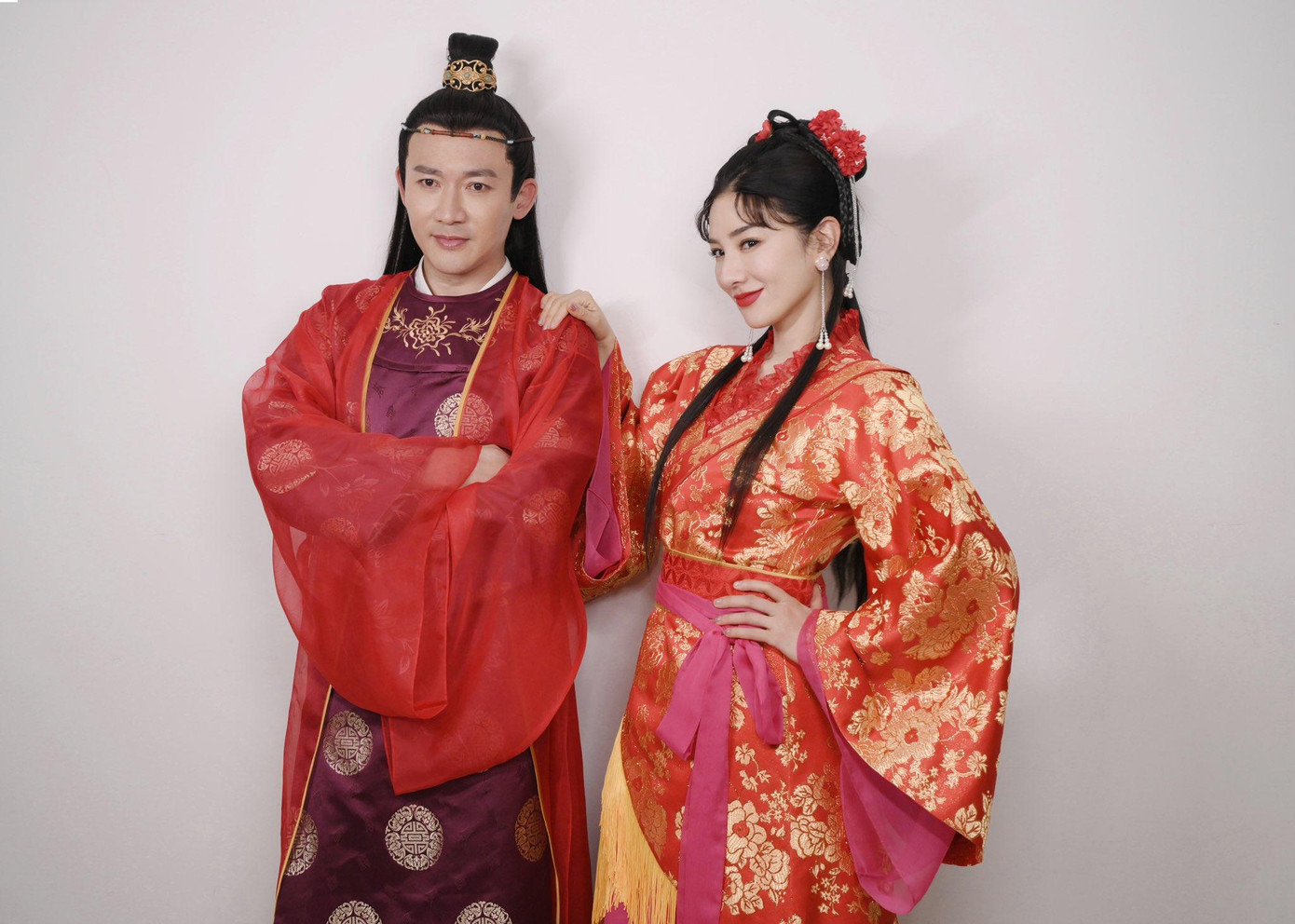 Nhiếp Viễn và Huỳnh Dịch phim giả tình thật, công khai hẹn hò sau khi đóng máy, nhưng mối tình chỉ kéo dài được 3 năm