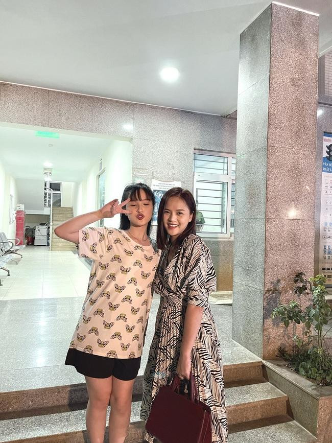 Một số hình ảnh hậu trường được Thục Anh chia sẻ trên trang cá nhân.