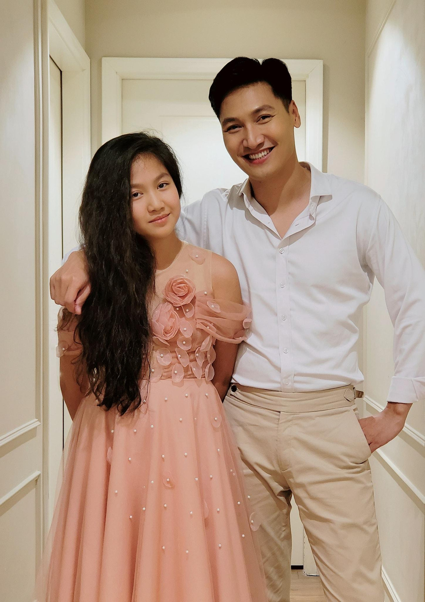 Mạnh Trường đăng ảnh chúc mừng sinh nhật con gái Mạnh Trường đăng ảnh chúc mừng sinh nhật con gái