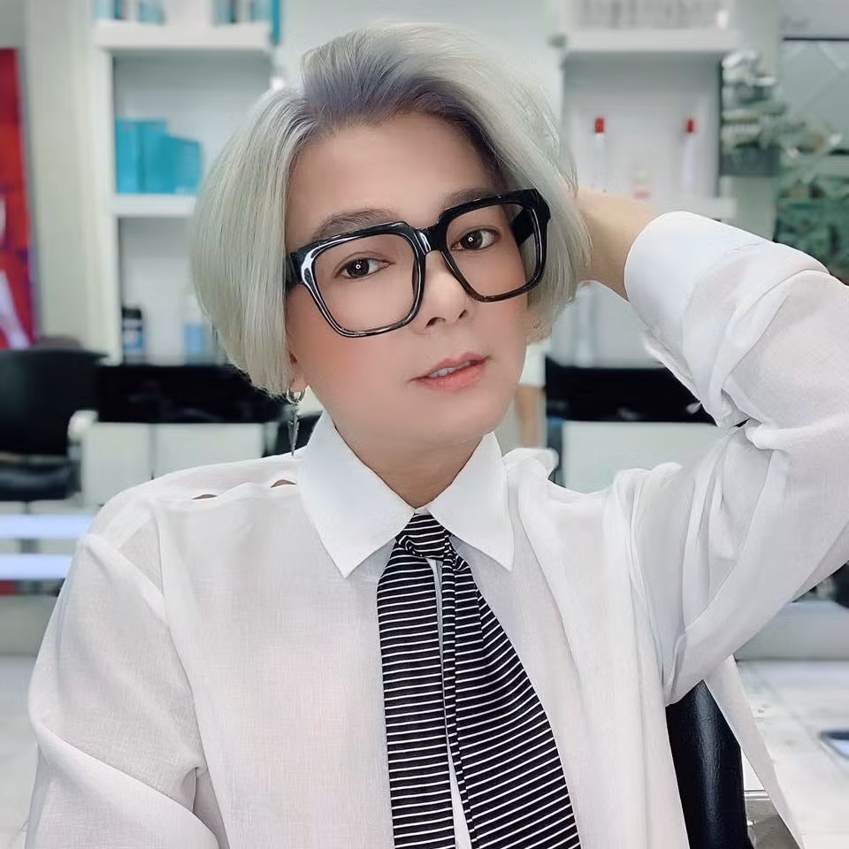 Vũ Hà hiện tại ở tuổi 51