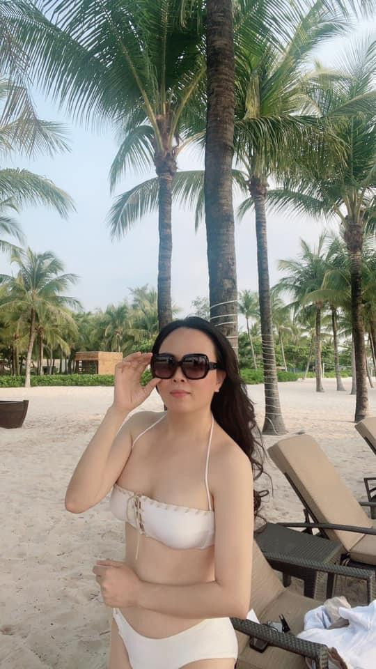 Sau khi xác nhận đường ai nấy đi, Phượng Chanel cho biết vẫn giữ mối quan hệ tốt đẹp với Quách Ngọc Ngoan. Cả hai chưa từng kết hôn như tin đồn.