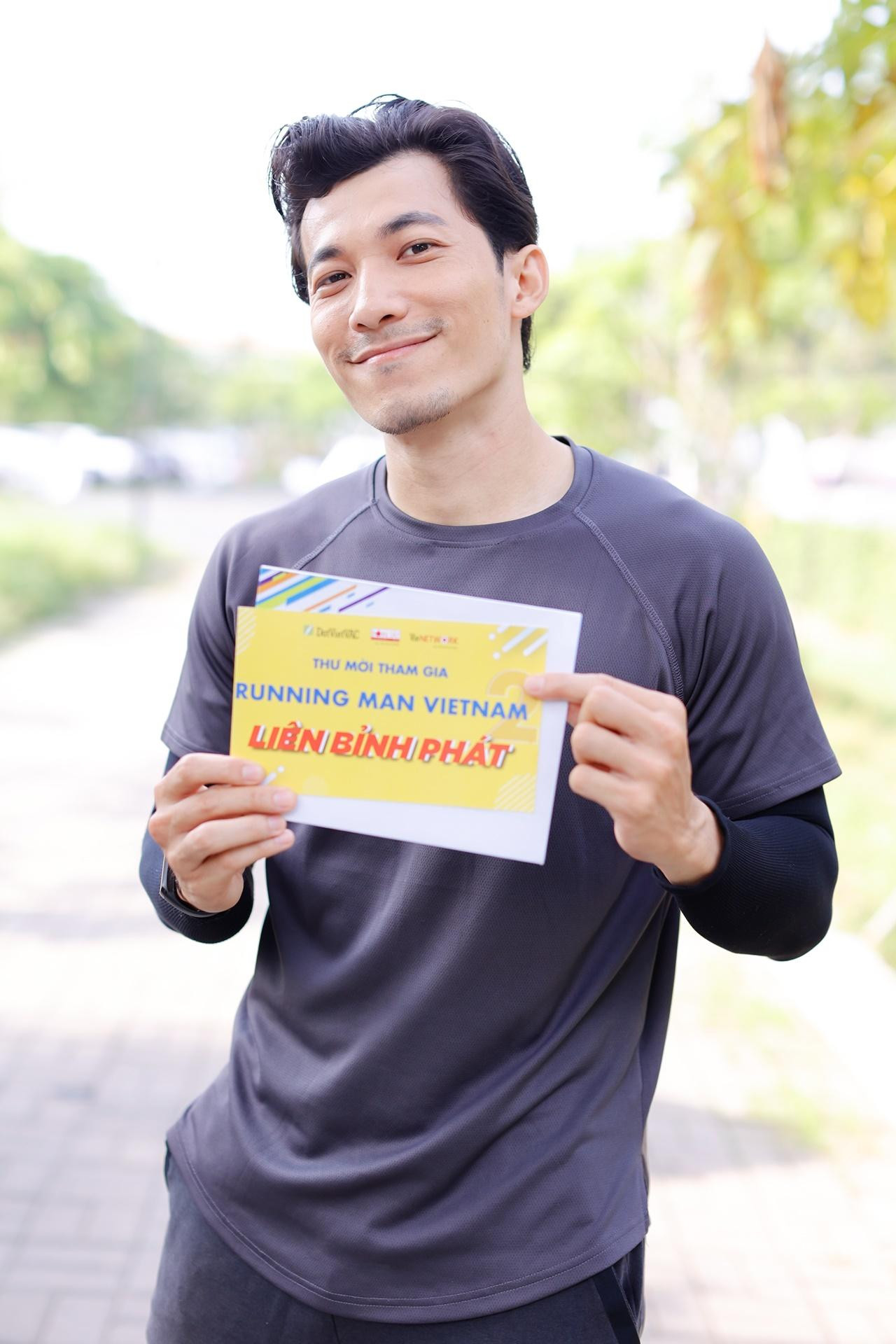 Biết được Running Man Vietnam mùa này có quy mô hoành tráng và mức đầu tư “cực khủng”, Liên Bỉnh Phát cũng chia sẻ rằng anh chàng khá áp lực. Tuy vậy, anh cũng coi đó là động lực để chơi hết mình, mang đến sự tích cực và tiếng cười cho khán giả, đúng với thương hiệu “Mầm non giải trí”. Ở mùa trước, Liên Bỉnh Phát đã nhiều lần thua vì ga lăng và nhường cho “bóng hồng” duy nhất của Running Man. Anh đặc biệt gửi gắm thông điệp tới Ninh Dương Lan Ngọc: “Hãy cẩn thận. Phát không nhường Ngọc nhiều nữa đâu”.