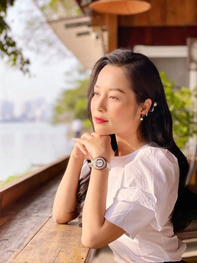 Minh Hương – nữ chính Nhật ký vàng anh phần 1 năm nào đã bước sang tuổi 39. Cô đang đóng vai phụ trong bộ phim mới của VFC mang tên &quot;11 tháng 5 ngày&quot;.