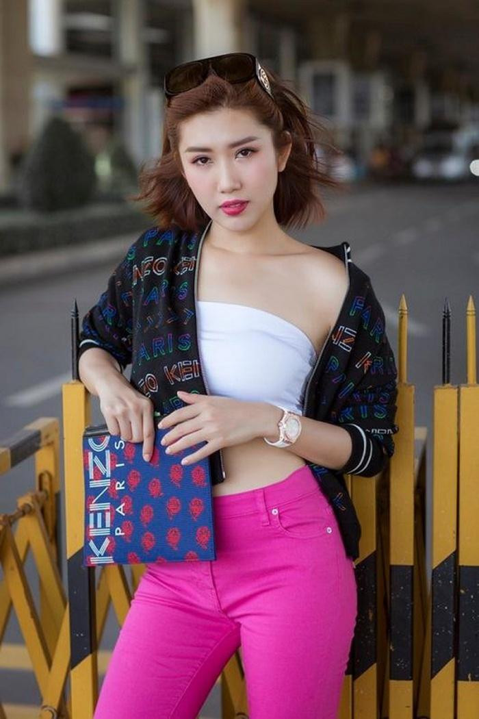 Thúy Ngân được cho là thành viên cuối cùng được nhà sản xuất công bố. Là gương mặt mới rất đáng trông đợi nhưng vấn có nhiều ý kiến trái chiều xoay quanh việc Thúy Ngân góp mặt.