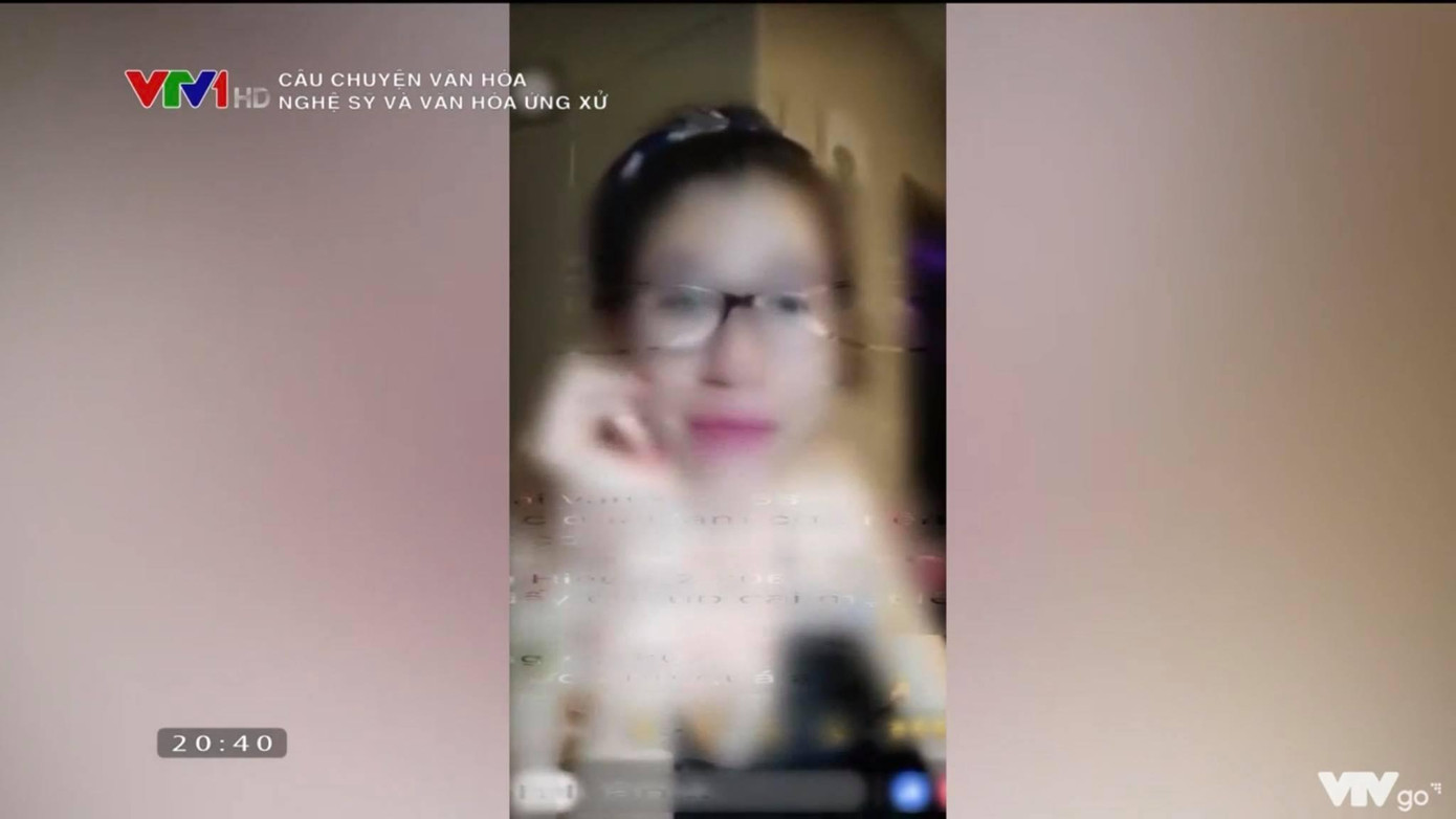 Người mẫu Trang Khàn bị chỉ trích vì chửi bậy, phát ngôn kém văn hóa.