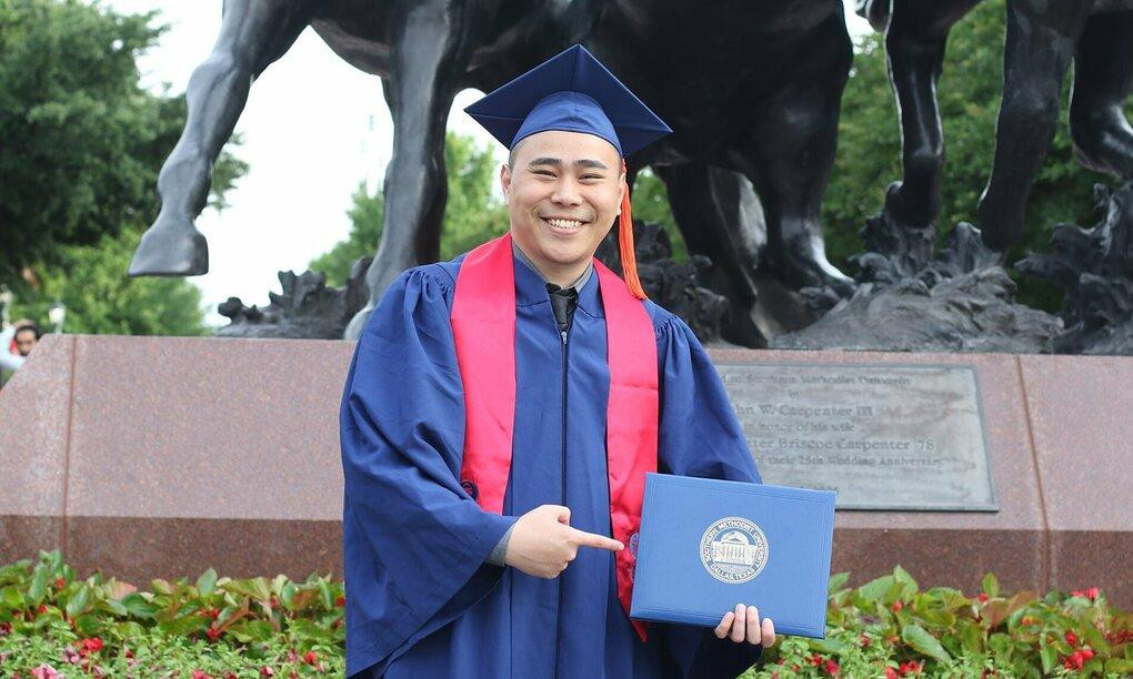 Trần Đại Chí trong lễ tốt nghiệp Southern Methodist University năm 2019. Ảnh: NVCC