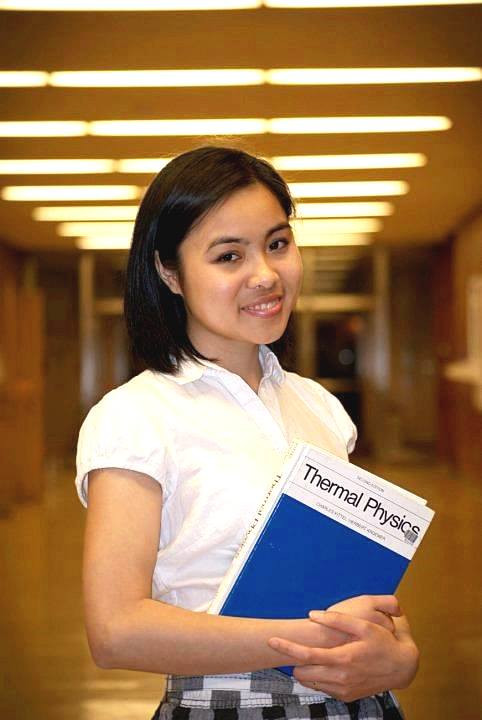 Hai nữ vật lý tài năng giữ lửa đam mê nghiên cứu khoa học ảnh 1