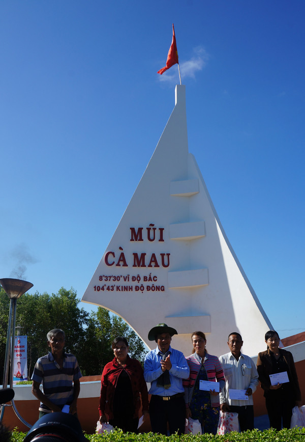 'Hành trình đỏ' xuất phát tại Mũi Cà Mau ảnh 7