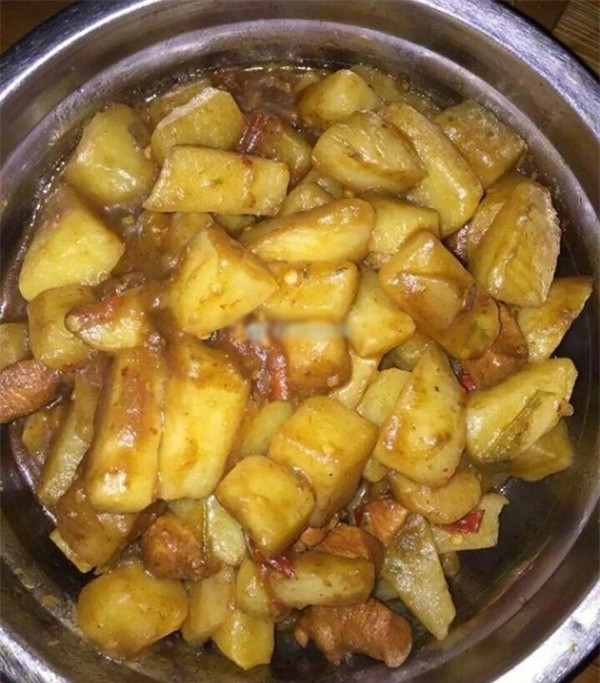 Tình huống "sốc tới óc" khi cô gái đưa bạn trai về quê ra mắt bà ảnh 3