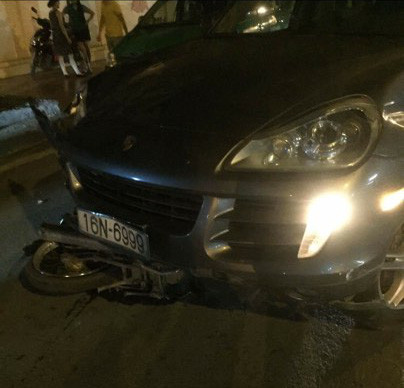 Xe Porsche tông liên tiếp 4 xe máy trên đường phố Hải Phòng ảnh 1