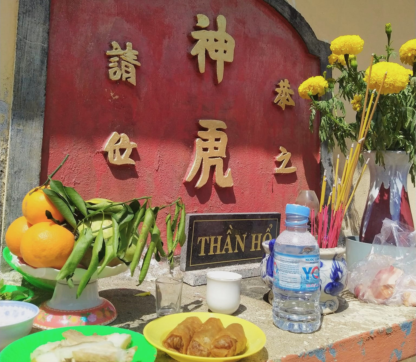 Điện thờ thần Hổ