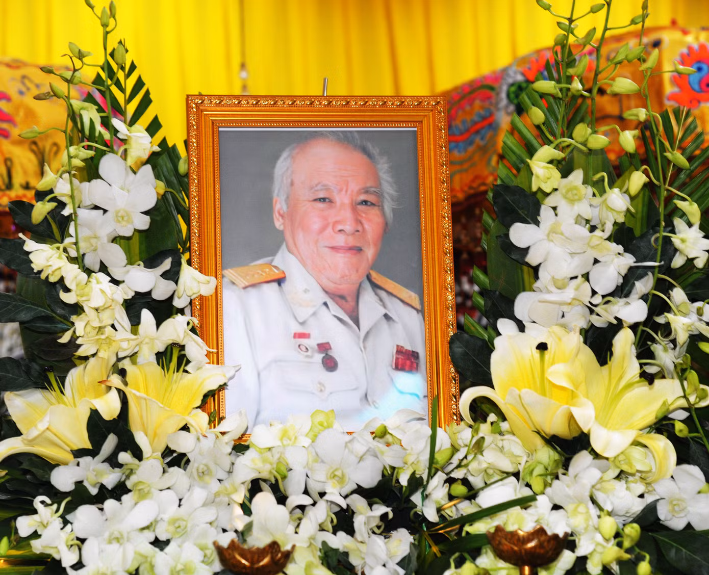 Gia đình cho biết: "Đại tá Bùi Văn Tùng ra đi thanh thản nhẹ nhàng vì đã được đóng góp một phần công sức mình vào sự nghiệp thống nhất đất nước".