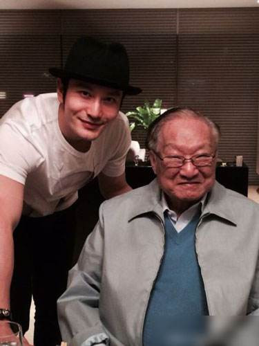 Kim Dung cuối đời không nhận ra bạn bè và khó nói chuyện ảnh 2