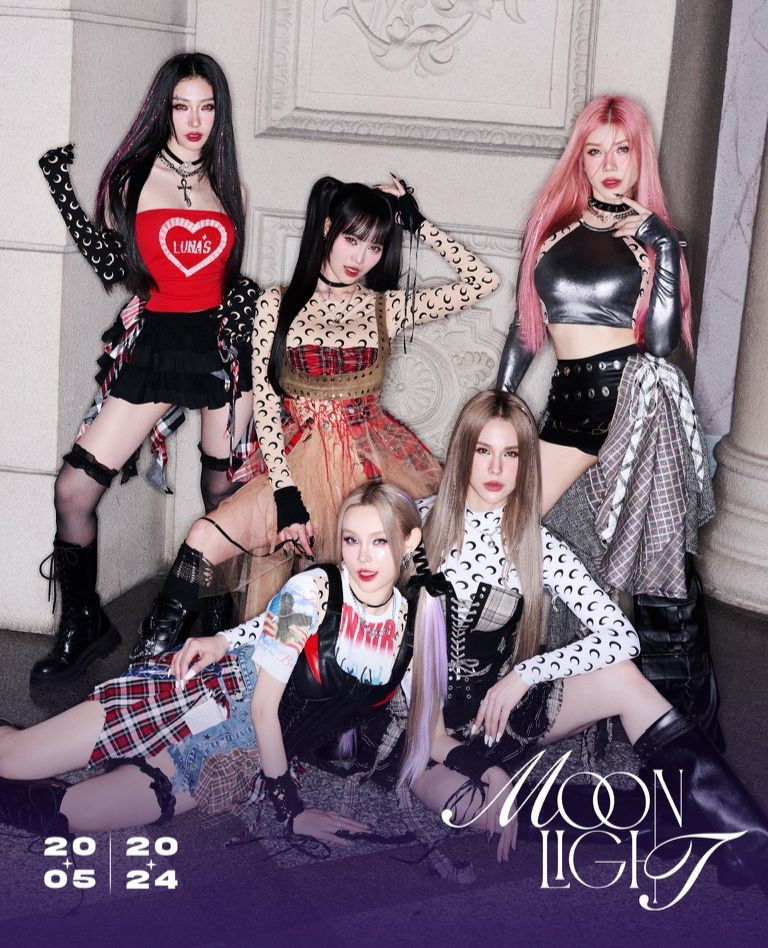 Đội hình đầy đủ của "nhóm nhạc tân binh" LUNAS trong loạt tạo hình mới. Đội hình đầy đủ của "nhóm nhạc tân binh" LUNAS trong loạt tạo hình mới.