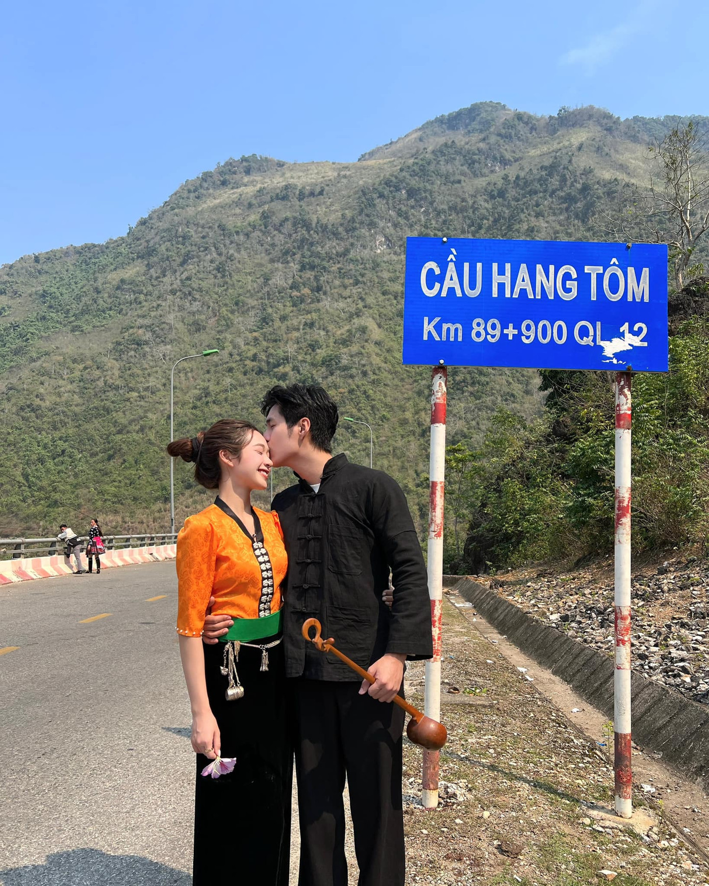 Hình ảnh dễ thương bên bạn gái được Otis cập nhật trên trang cá nhân vào dịp Valentine. Hình ảnh dễ thương bên bạn gái được Otis cập nhật trên trang cá nhân vào dịp Valentine.