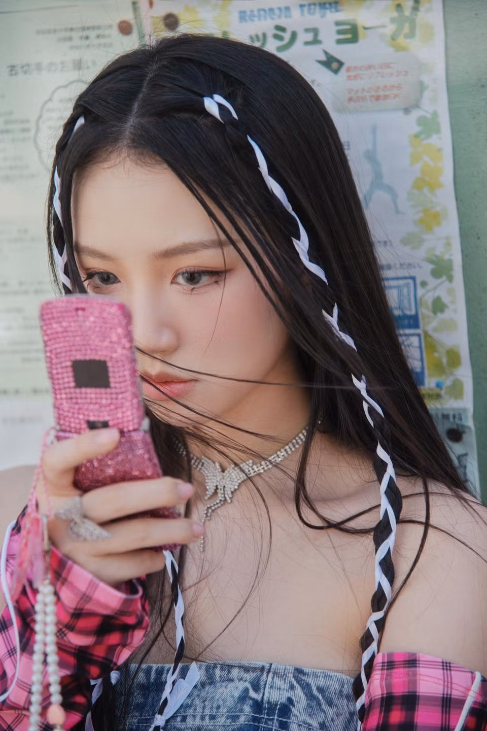 AMEE tạo trend TikTok với lời nhạc "Thuê bao quý khách vừa gọi hiện đang rất bận, bận ngồi suy nghĩ tại sao cả đêm anh không về".