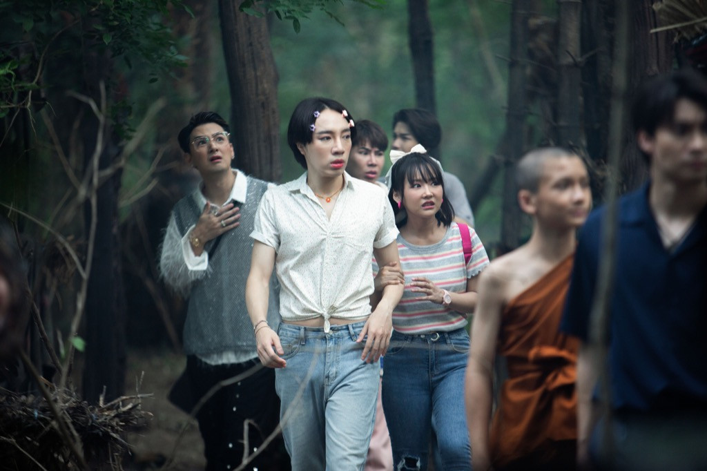 Peary và Bouns - cặp chị em "mỏ hỗn mới nổi" của phần 4.