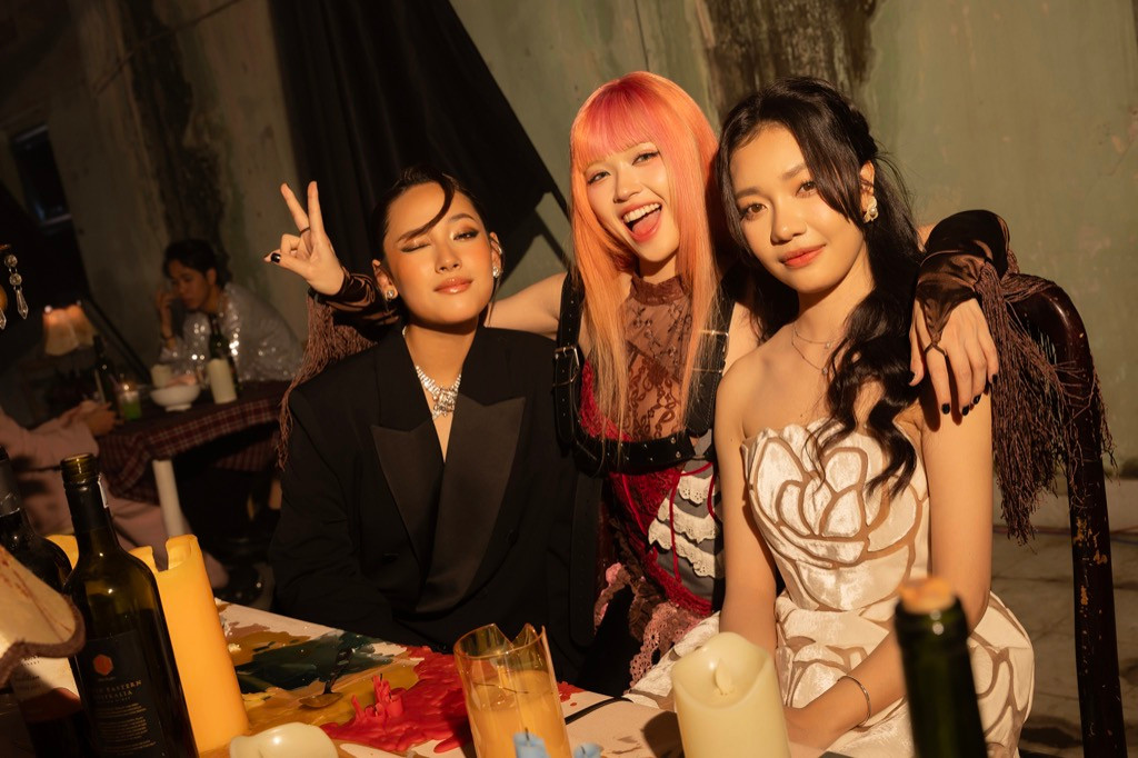 Cara - Suni Hạ Linh - Hoàng Duyên. Cara - Suni Hạ Linh - Hoàng Duyên.